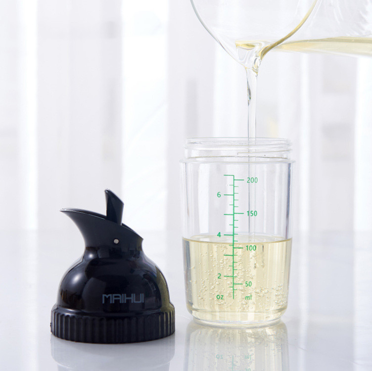 Seasoning measuring bottle with scale - Image 2