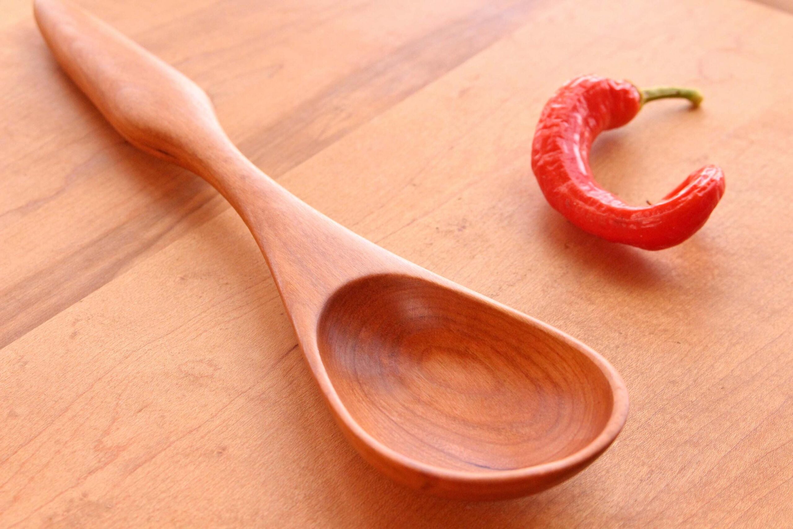 Handmade treenware wooden ergonomic spoon for stirring and serving - Image 7
