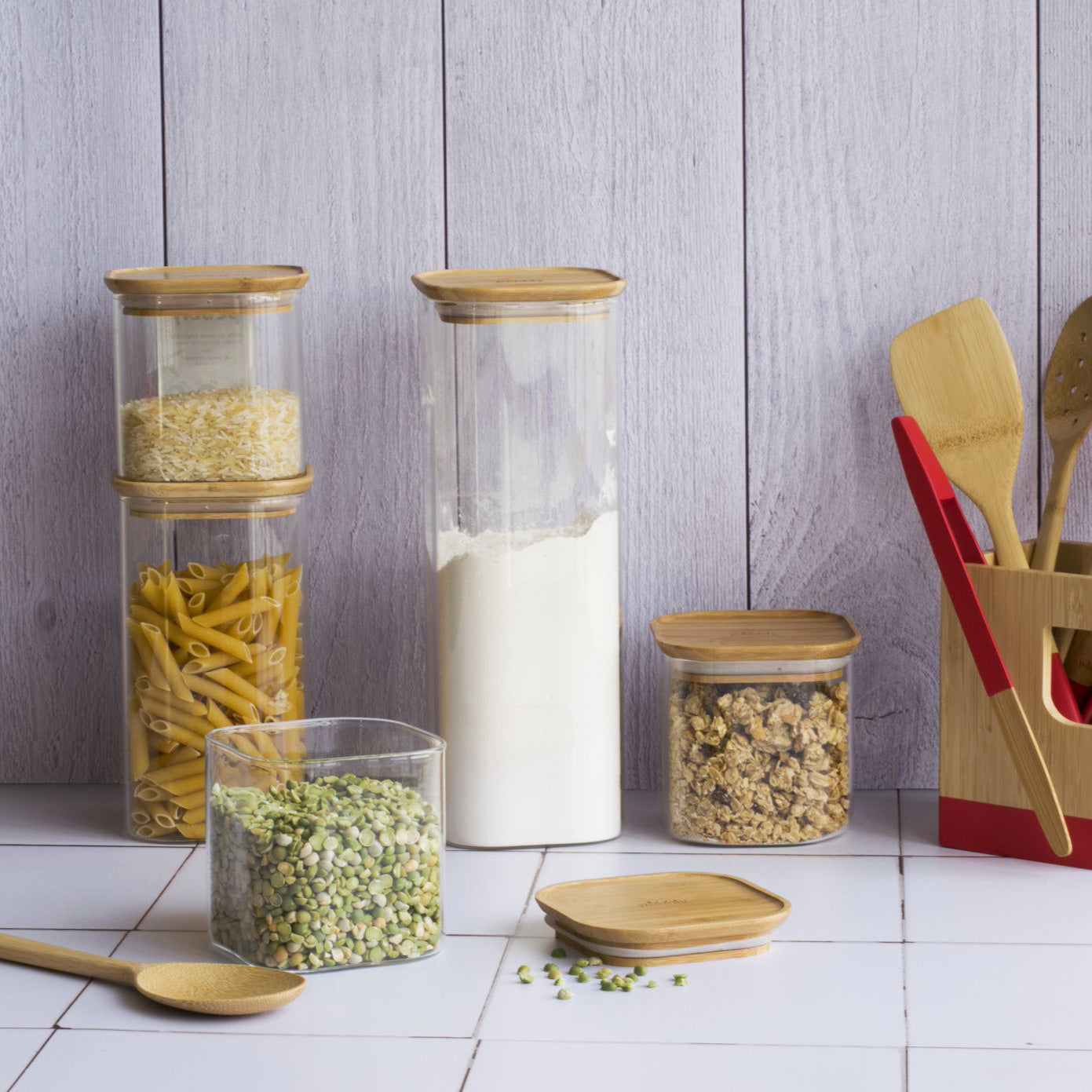 Glass Storage Canister With Bamboo Lid 1.4 Litre - Image 2